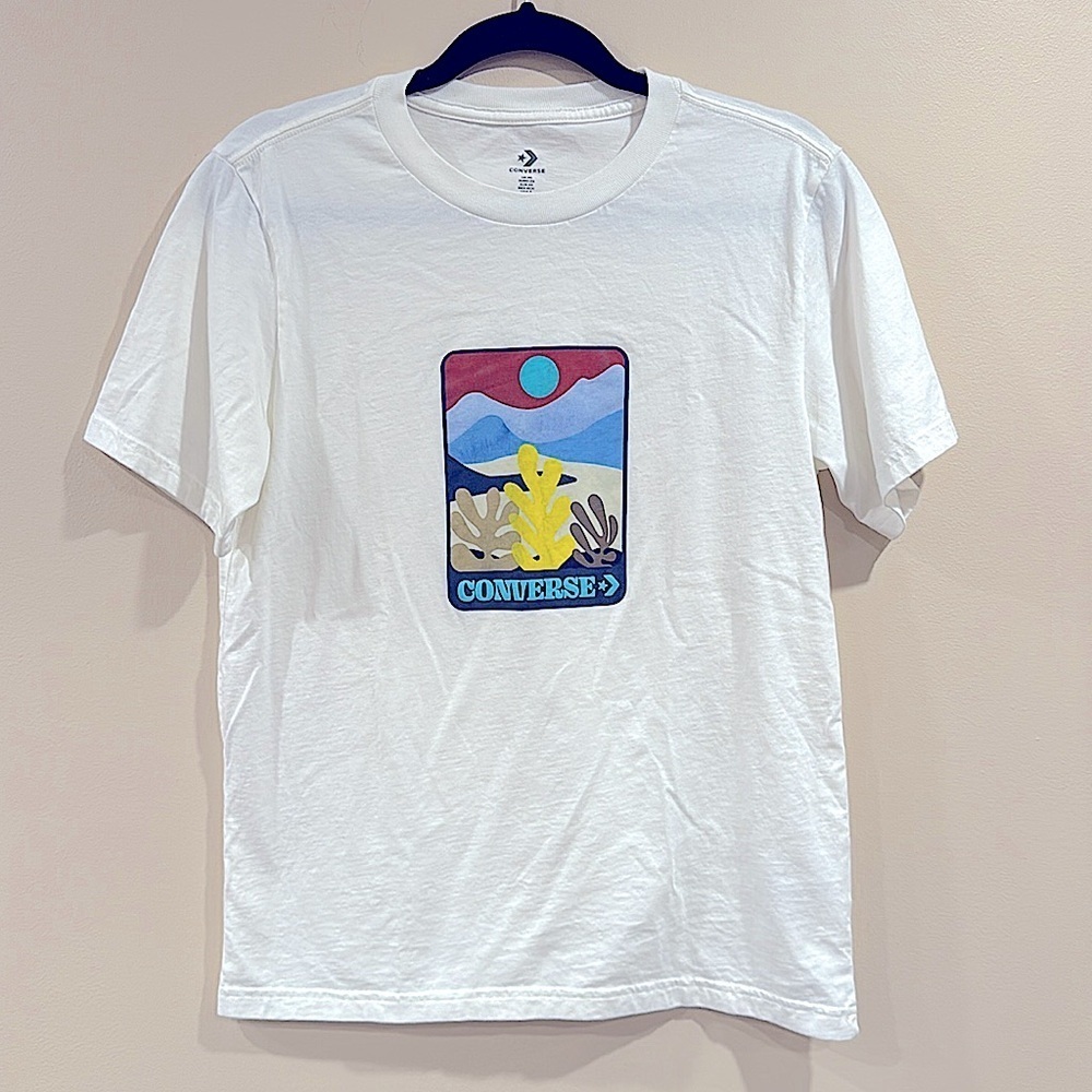 🔥NWOT Converse White T-Shirt with Colorful Graphic🔥